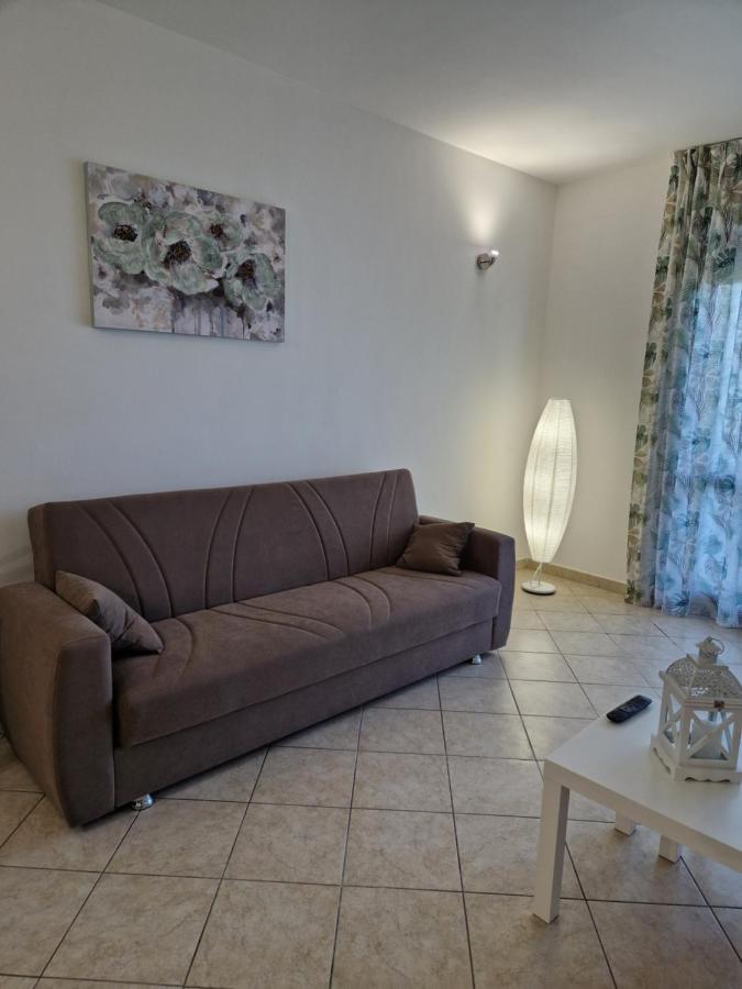 Flowers Apartment Villa Caldari Dış mekan fotoğraf