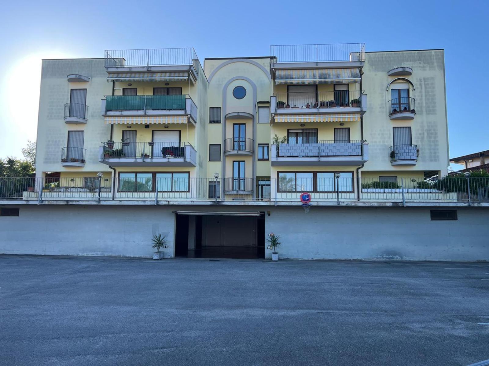 Flowers Apartment Villa Caldari Dış mekan fotoğraf